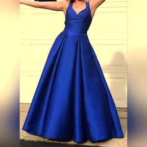 Brilliant Blue prom dress size 3/4